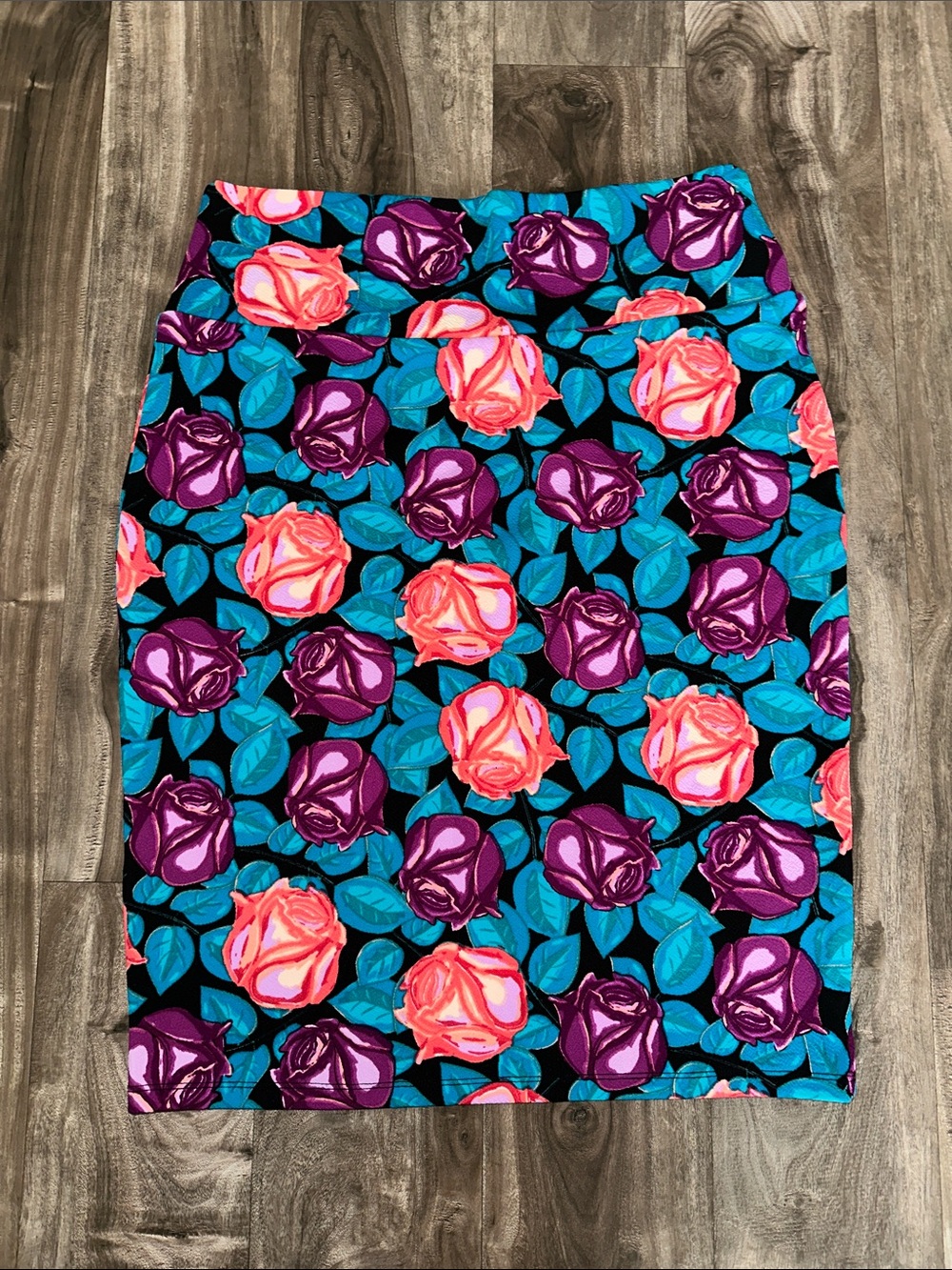 LuLaRoe Women’s Cassie Pencil Skirt Floral Rose Print Size Large